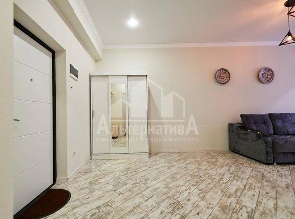 
  Продается 1-комн. квартира, 36.7 м², Декабристов ул
. Фото 4.