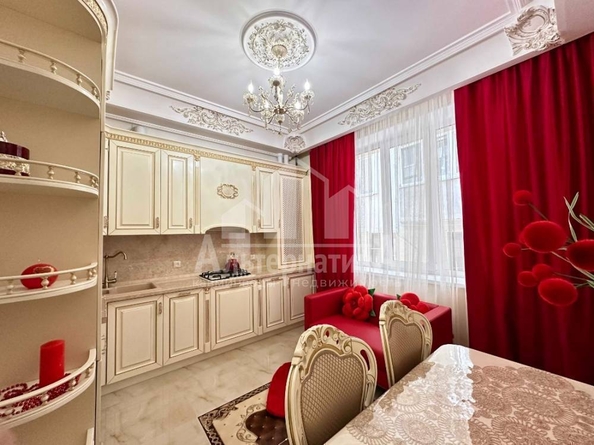 
  Продается 1-комн. квартира, 43 м², Декабристов ул
. Фото 1.