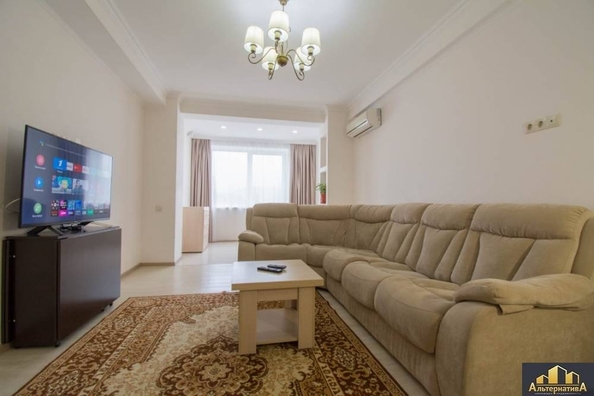 
   Продам 2-комнатную, 88 м², Кирова ул

. Фото 3.