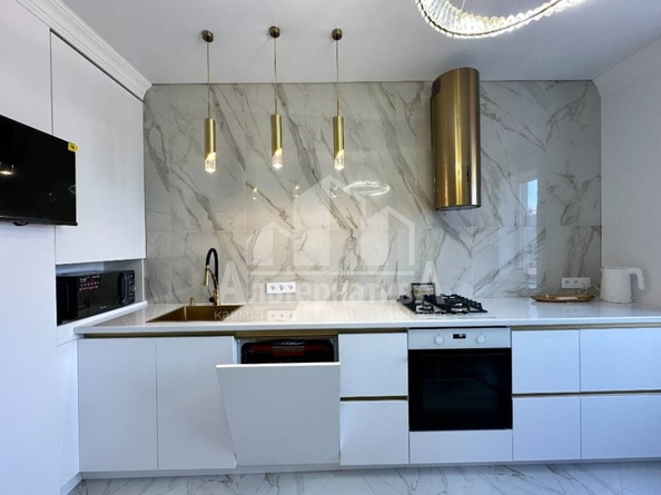 
  Продается 1-комн. квартира, 47 м², Замковая ул
. Фото 4.