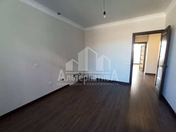 
   Продам 3-комнатную, 70.4 м², Окопная ул

. Фото 2.