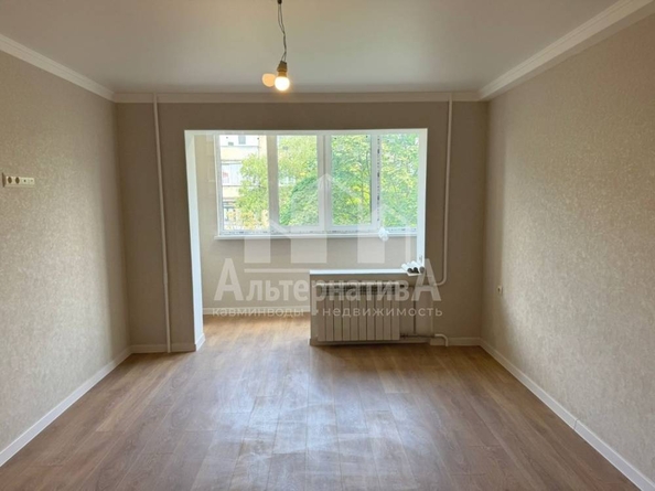 
  Продается 1-комн. квартира, 38 м², Героев Медиков ул
. Фото 3.