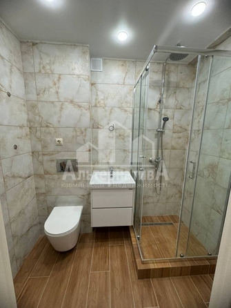 
   Продам 1-комнатную, 38 м², Героев Медиков ул

. Фото 2.