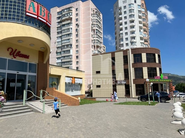 
  Продается 3-комн. квартира 90 м². Фото 1.