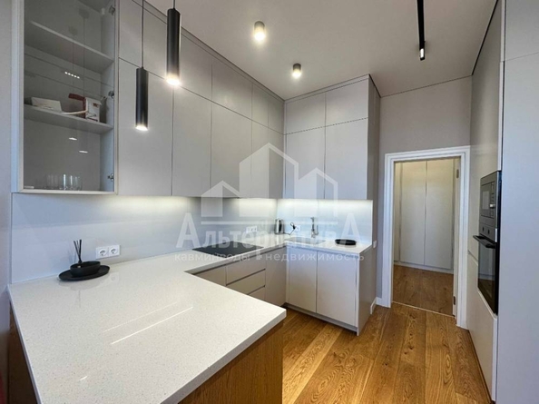 
  Продается 2-комн. квартира 102 м², в ЖК Звезда. Фото 3.