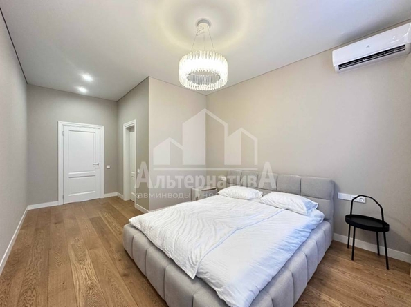 
  Продается 2-комн. квартира 102 м², в ЖК Звезда. Фото 10.