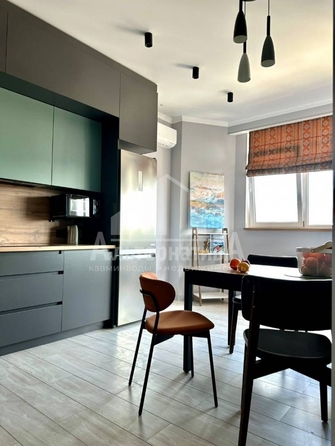 
  Продается 1-комн. квартира 48.5 м², в ЖК Звезда. Фото 1.