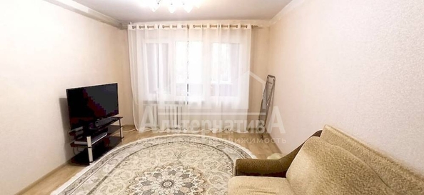
  Продается 4-комн. квартира 74.4 м². Фото 1.