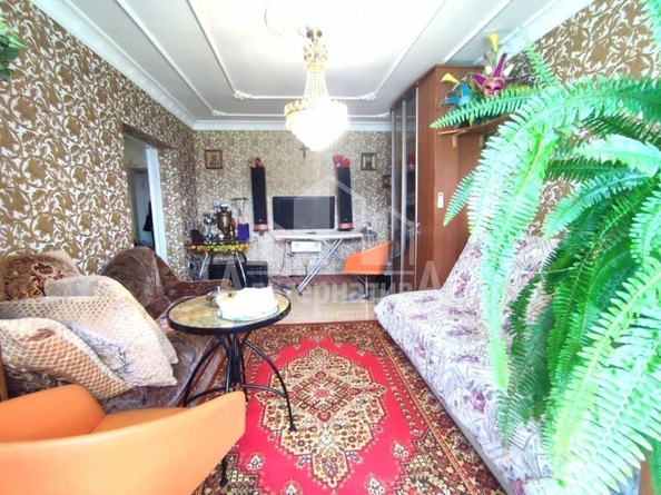 
  Продается 4-комн. квартира, 82.1 м², Победы пр-кт
. Фото 5.