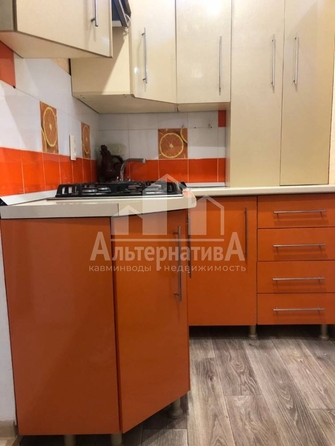 
   Продам 2-комнатную, 32.4 м², Прямая ул

. Фото 11.