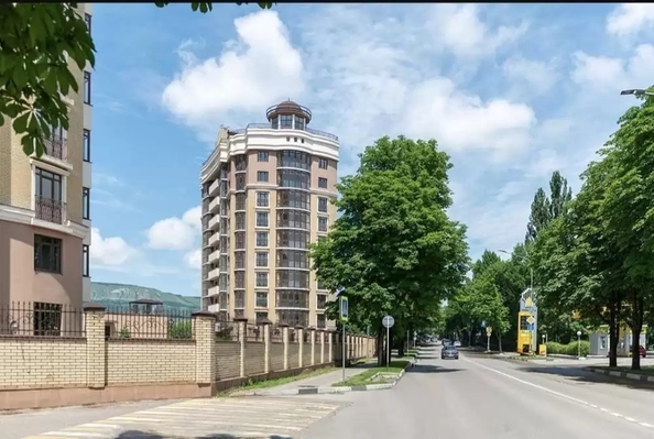 
  Продается 2-комн. квартира 109.5 м². Фото 2.