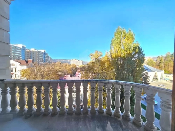 
  Продается 3-комн. квартира 165 м². Фото 9.