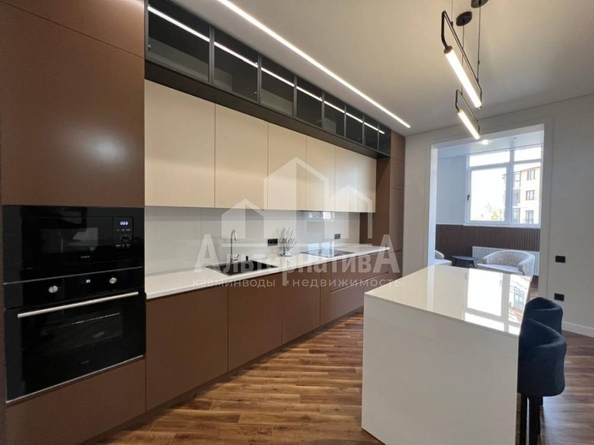 
  Продается 2-комн. квартира 101 м², в ЖК Звезда. Фото 5.