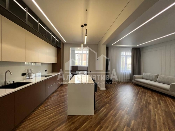 
  Продается 2-комн. квартира 101 м², в ЖК Звезда. Фото 9.