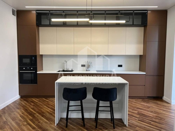 
  Продается 2-комн. квартира 101 м², в ЖК Звезда. Фото 10.