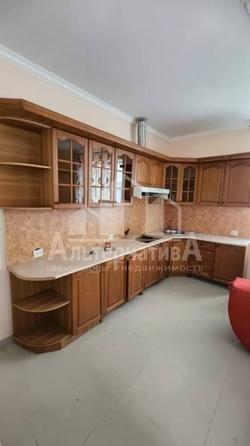 
  Продается дом 180 м². Фото 1.