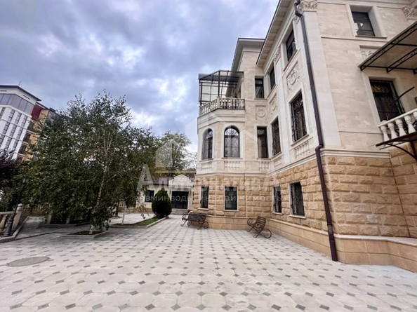 
  Продается дом 1000 м². Фото 1.