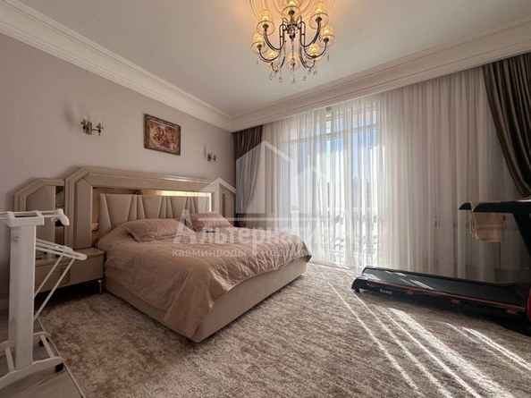 
  Продается 3-комн. квартира 102 м², в ЖК Звезда. Фото 4.