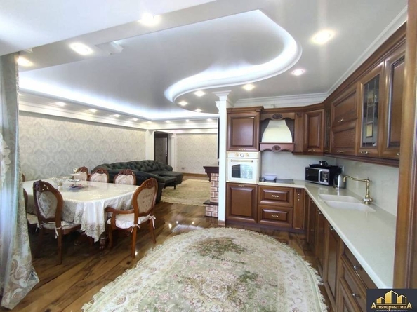 
  Продается 3-комн. квартира, 85 м², Ленинградская ул
. Фото 2.