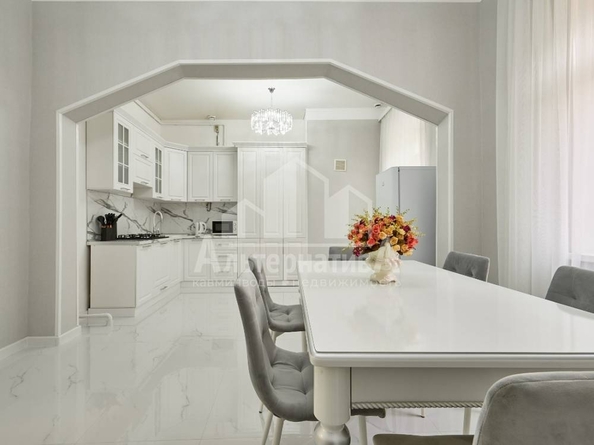 
  Продается 3-комн. квартира, 118.2 м², Герцена ул
. Фото 1.