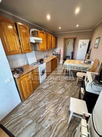
   Продам 2-комнатную, 55.8 м², Куйбышева ул

. Фото 2.