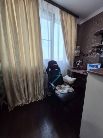 
  Продается 3-комн. квартира, 70.3 м², Калинина ул
. Фото 8.