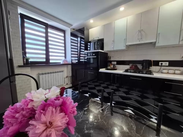 
  Продается 3-комн. квартира 70.3 м². Фото 1.