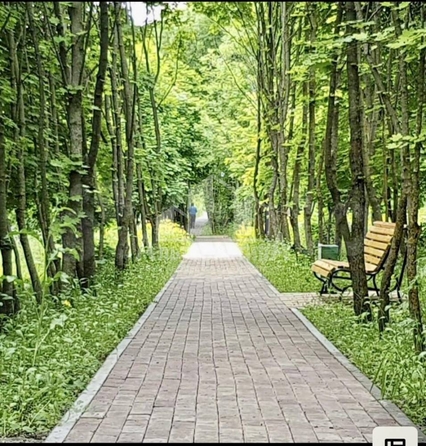 
  Продается 1-комн. квартира, 42 м², Кленовая роща ул
. Фото 1.