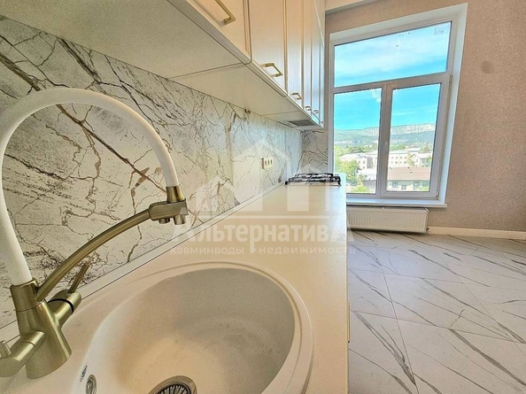 
  Продается 2-комн. квартира, 60.3 м², Жмакина ул
. Фото 2.