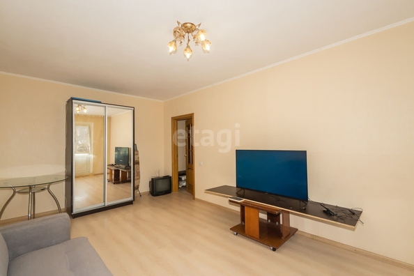 
   Продам 2-комнатную, 56 м², Малиновского ул, 78В

. Фото 5.