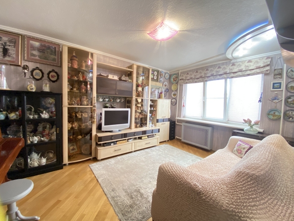 
  Продается 3-комн. квартира 64 м². Фото 1.