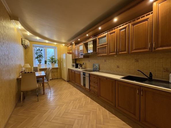 
  Продается 3-комн. квартира 118 м². Фото 1.