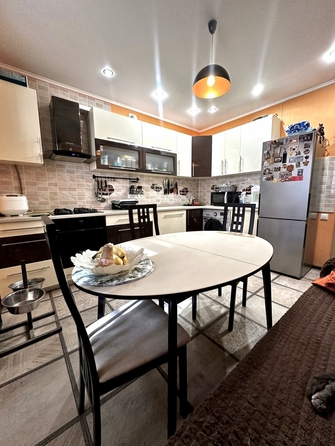 
  Продается 2-комн. квартира 68 м². Фото 1.