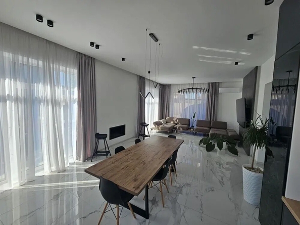 
  Продается дом 240 м². Фото 2.