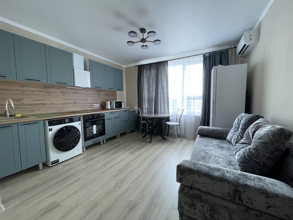 
  Сдается 1-комн. квартира 40 м². Фото 1.