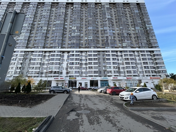 
  Продается 3-комн. квартира 94 м². Фото 1.