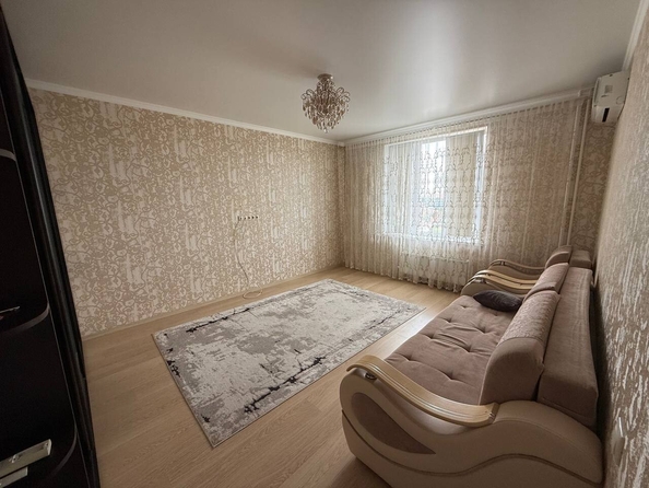 
  Сдается 1-комн. квартира 38 м². Фото 1.