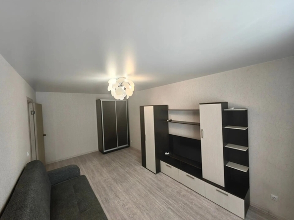 
  Продается 2-комн. квартира 52 м², в ЖК Суворовский, литера 16. Фото 4.
