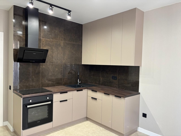 
  Продается 2-комн. квартира 62 м². Фото 2.