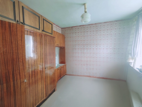 
  Продается 4-комн. квартира 62 м². Фото 3.