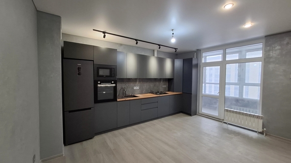 
  Продается 2-комн. квартира 58 м². Фото 1.