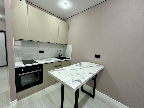
  Продается студия 27 м², в ЖК Западные Аллеи, литера 6.3. Фото 2.