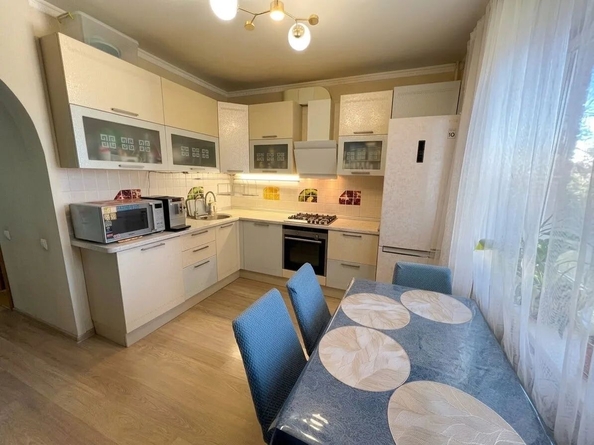 
  Продается 2-комн. квартира 71 м². Фото 1.