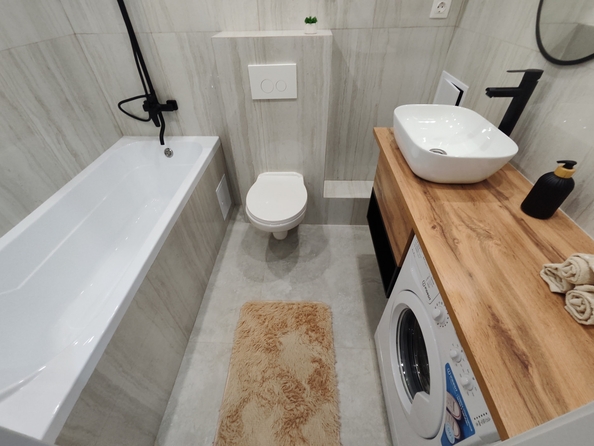 
  Продается 2-комн. квартира 42 м², в ЖК Западные Аллеи, литера 6.3. Фото 14.