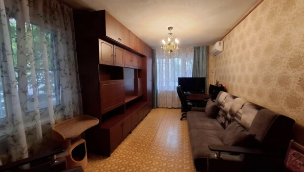 
  Продается 3-комн. квартира 56.5 м². Фото 1.