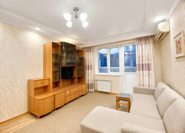 
  Продается 1-комн. квартира 50 м². Фото 1.