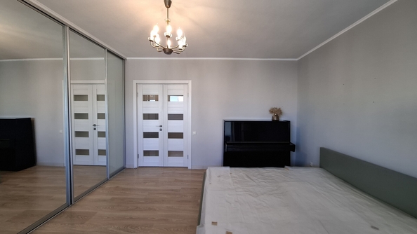 
  Продается 2-комн. квартира 75 м². Фото 2.