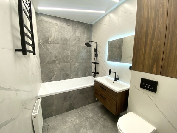 
  Продается 3-комн. квартира 62 м², в ЖК Грей, кв-л 11-1. Фото 11.