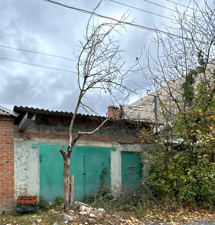 
  Продается земельный участок 2.1 сотки. Фото 1.