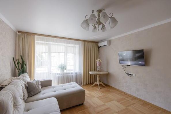 
  Продается 4-комн. квартира 80 м². Фото 1.